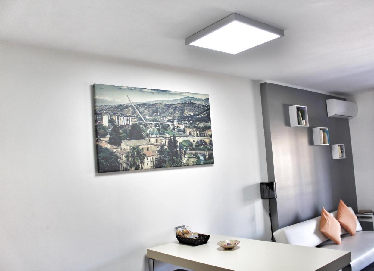 Cosenza Luxury Apartment Exterior foto